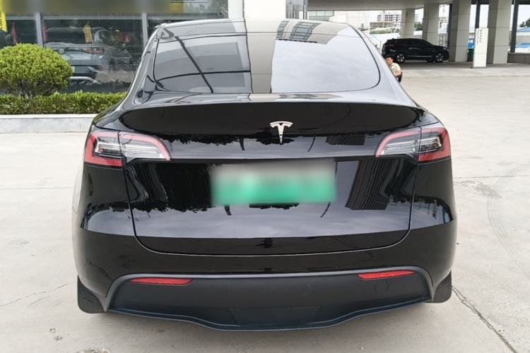 Used Tesla Model Y 2022 Long-Range All-Wheel-Drive Version Rear