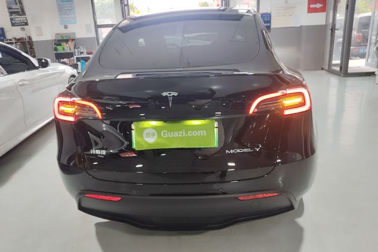 Used Tesla Model Y 2022 Rear-Wheel-Drive Version Rear