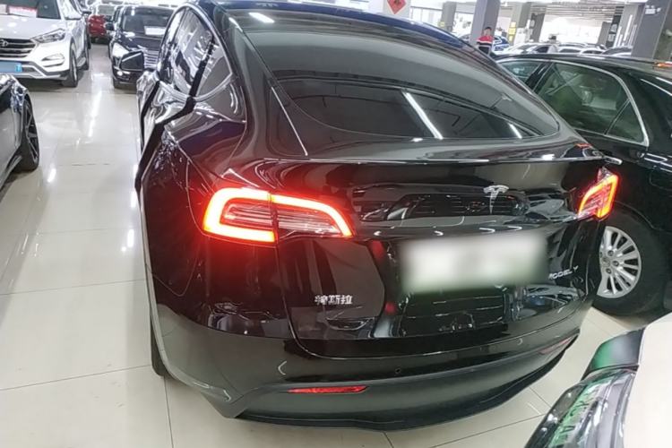 Used Tesla Model Y 2022 Rear-Wheel-Drive Version Rear