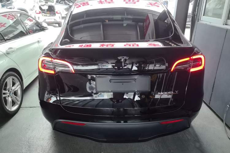 Used Tesla Model Y 2022 Performance High-Performance All-Wheel-Drive Version Rear