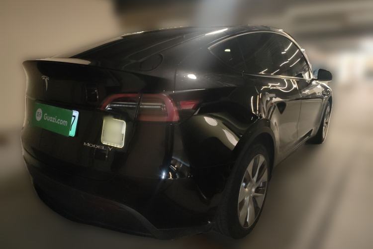 Used Tesla Model Y 2022 Rear-Wheel-Drive Version Rear Right 45 Deg