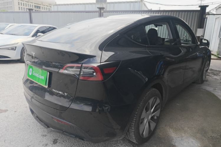 Used Tesla Model Y 2022 Long-Range All-Wheel-Drive Version Rear Right 45 Deg