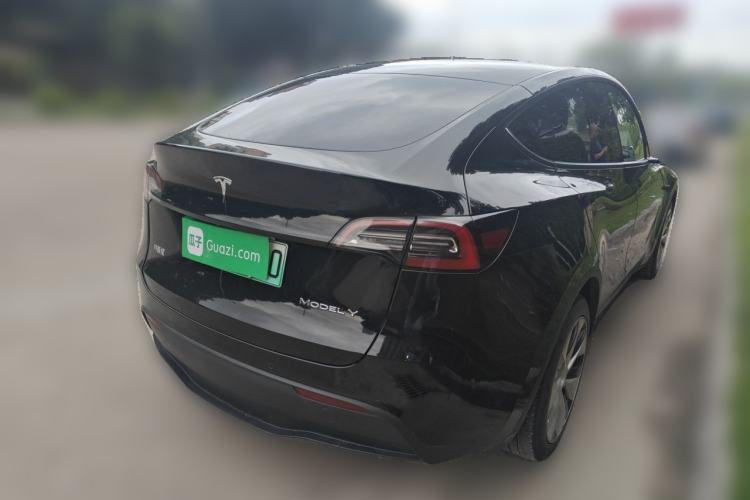 Used Tesla Model Y 2022 Rear-Wheel-Drive Version Rear Right 45 Deg