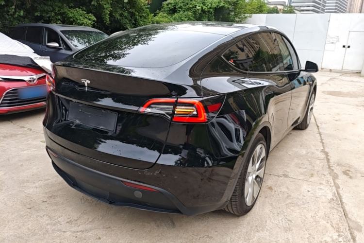 Used Tesla Model Y 2022 Rear-Wheel-Drive Version Rear Right 45 Deg