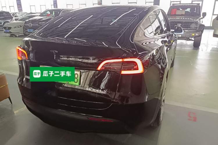 Used Tesla Model Y 2022 Rear-Wheel-Drive Version Rear Right 45 Deg