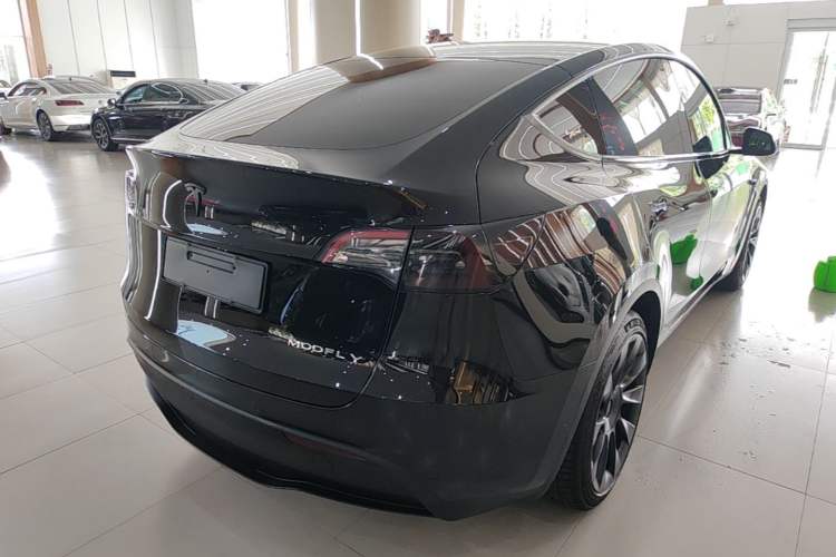 Used Tesla Model Y 2022 Revised Version Rear-Wheel Drive Rear Right 45 Deg