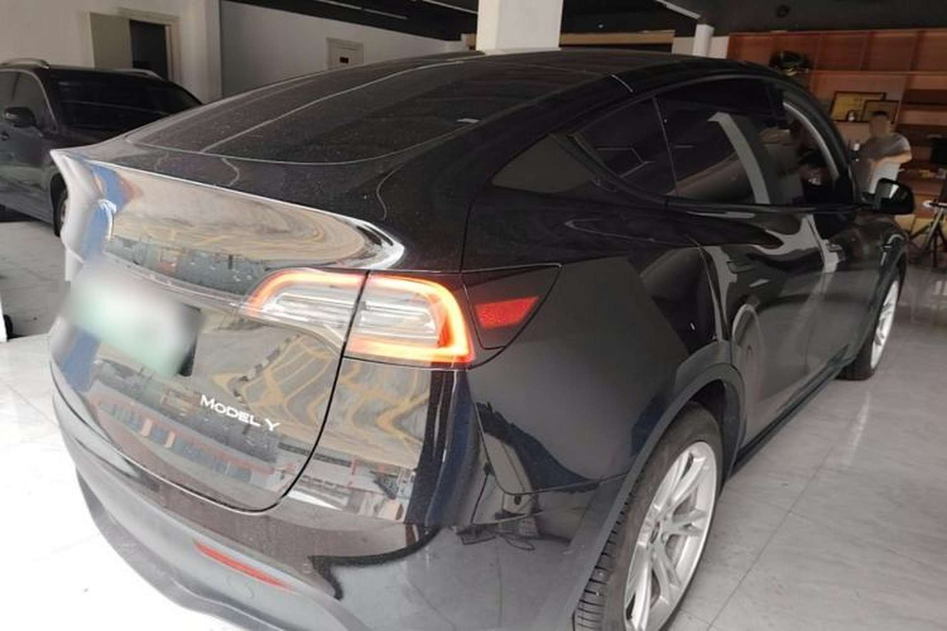 Used Tesla Model Y 2022 Rear-Wheel-Drive Version Rear Right 45 Deg