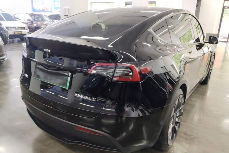 Used Tesla Model Y 2022 Performance High-Performance All-Wheel-Drive Version Rear Right 45 Deg