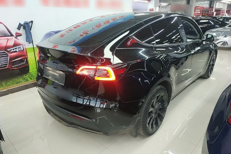 Used Tesla Model Y 2022 Long-Range All-Wheel-Drive Version Rear Right 45 Deg