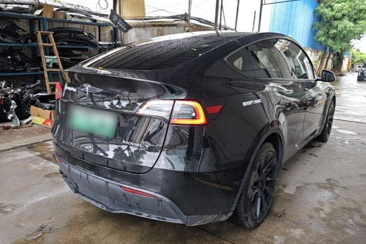 Used Tesla Model Y 2022 Rear-Wheel-Drive Version Rear Right 45 Deg