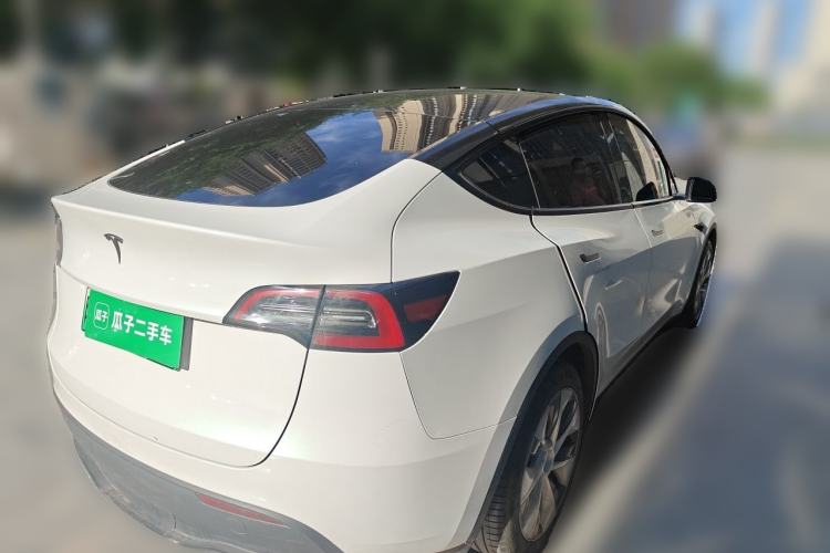 Used Tesla Model Y 2022 Rear-Wheel-Drive Version Rear Right 45 Deg