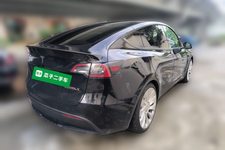 Used Tesla Model Y 2022 Performance High-Performance All-Wheel-Drive Version Rear Right 45 Deg