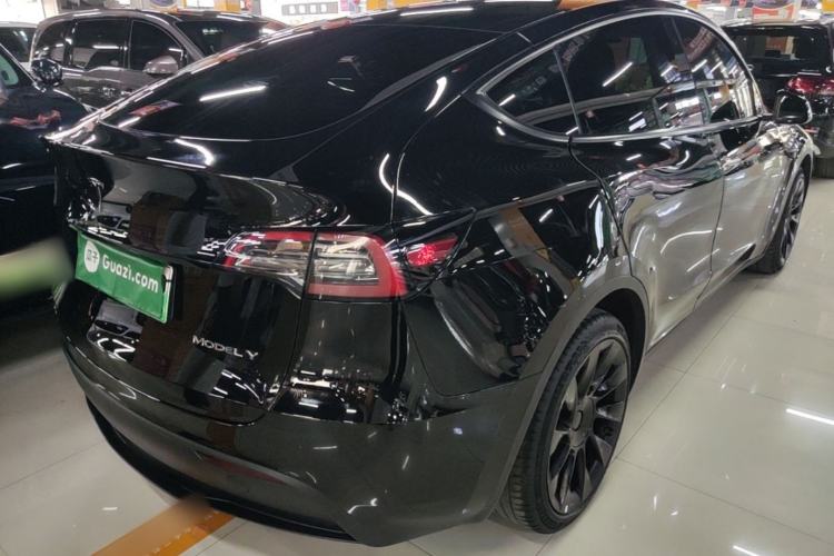 Used Tesla Model Y 2022 Long-Range All-Wheel-Drive Version Rear Right 45 Deg