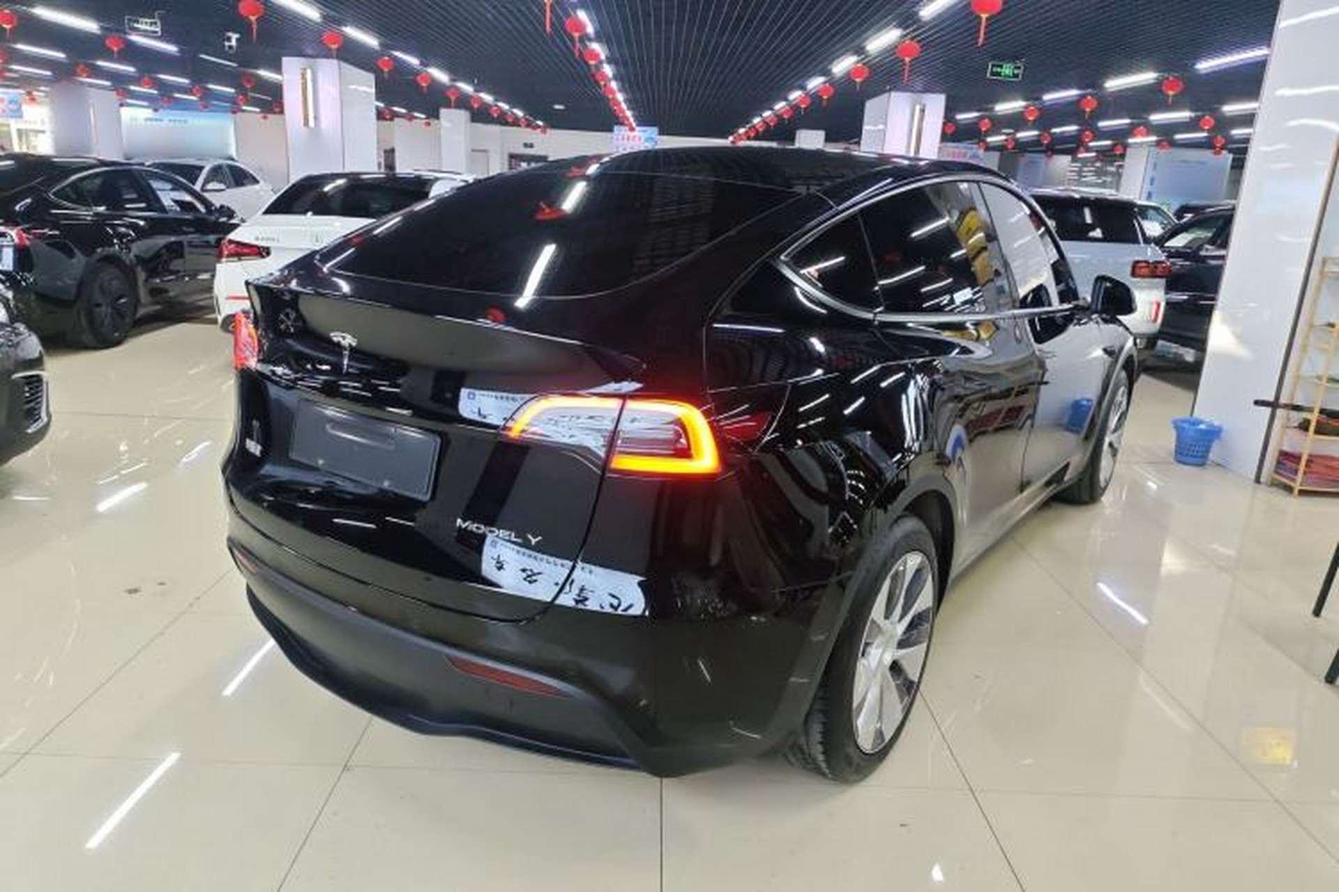 Used Tesla Model Y 2022 Rear-Wheel-Drive Version Rear Right 45 Deg