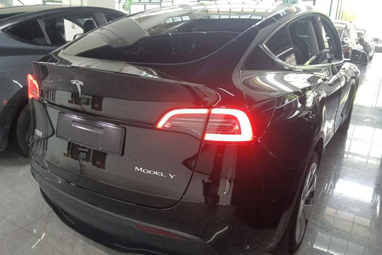 Used Tesla Model Y 2022 Revised Version Rear-Wheel Drive Rear Right 45 Deg