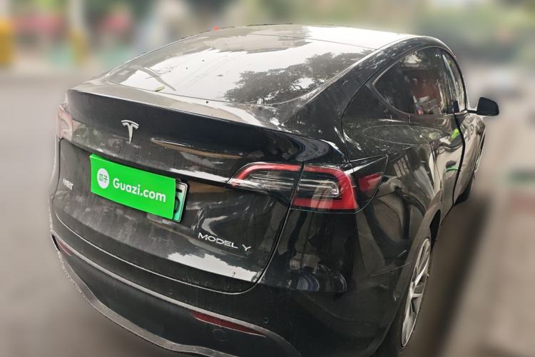 Used Tesla Model Y 2022 Rear-Wheel-Drive Version Rear Right 45 Deg