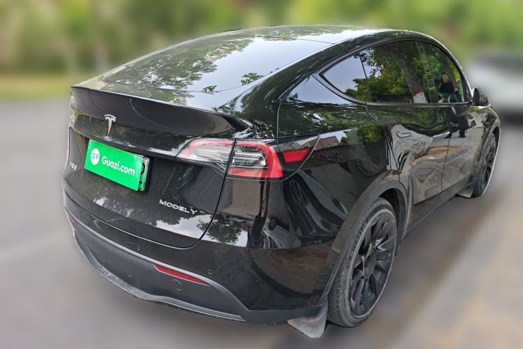 Used Tesla Model Y 2022 Rear-Wheel-Drive Version Rear Right 45 Deg