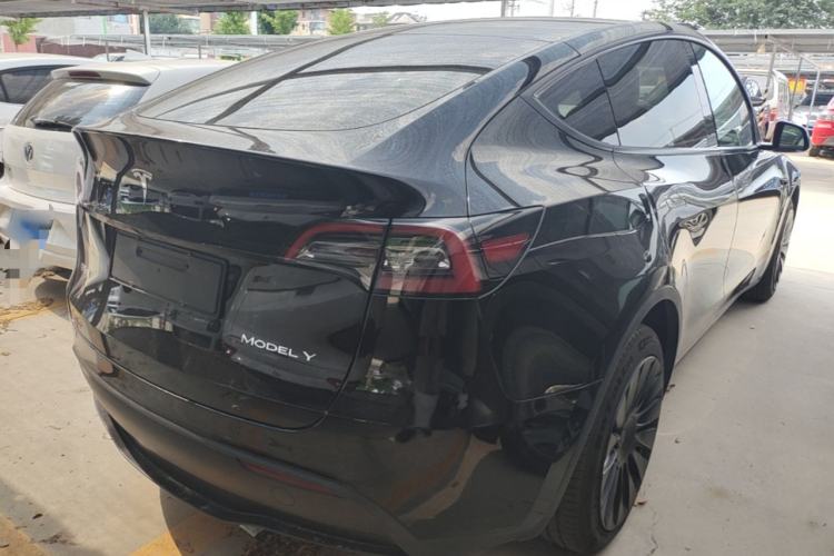 Used Tesla Model Y 2022 Long-Range All-Wheel-Drive Version Rear Right 45 Deg