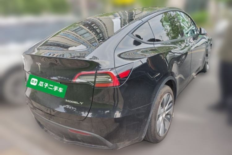 Used Tesla Model Y 2022 Rear-Wheel-Drive Version Rear Right 45 Deg