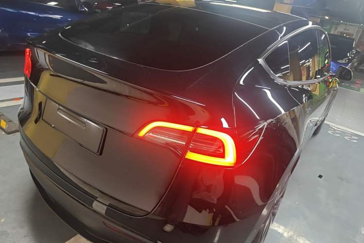 Used Tesla Model Y 2022 Revised Version Rear-Wheel Drive Rear Right 45 Deg