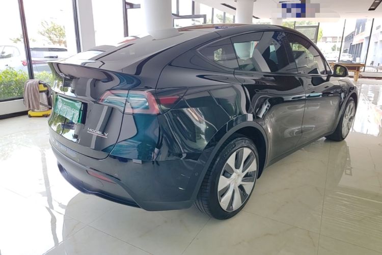 Used Tesla Model Y 2022 Long-Range All-Wheel-Drive Version Rear Right 45 Deg