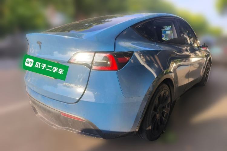 Used Tesla Model Y 2022 Rear-Wheel-Drive Version Rear Right 45 Deg