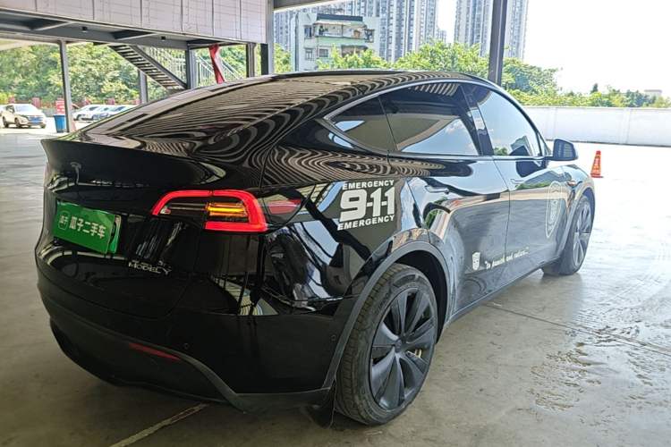 Used Tesla Model Y 2022 Long-Range All-Wheel-Drive Version Rear Right 45 Deg
