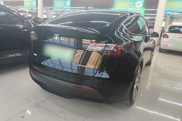 Used Tesla Model Y 2022 Rear-Wheel-Drive Version Rear Right 45 Deg