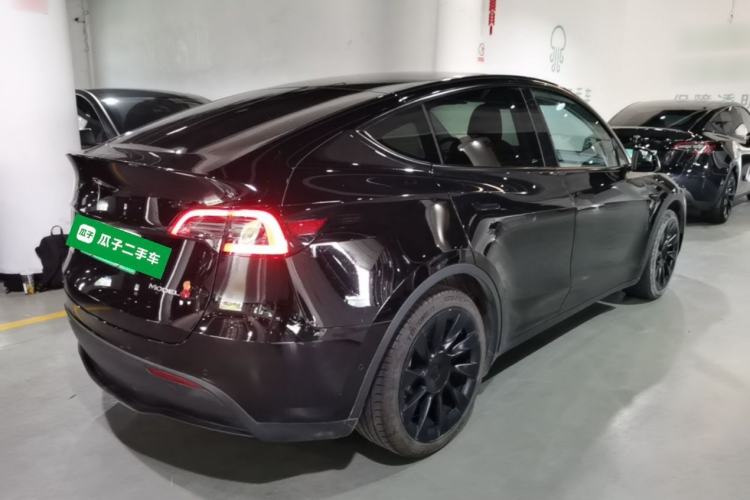 Used Tesla Model Y 2022 Rear-Wheel-Drive Version Rear Right 45 Deg