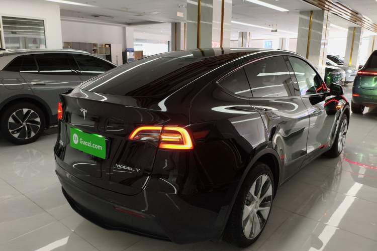 Used Tesla Model Y 2022 Revised Version Rear-Wheel Drive Rear Right 45 Deg