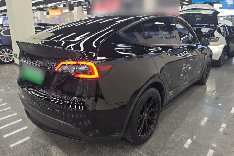 Used Tesla Model Y 2022 Rear-Wheel-Drive Version Rear Right 45 Deg
