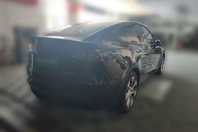 Used Tesla Model Y 2022 Performance High-Performance All-Wheel-Drive Version Rear Right 45 Deg