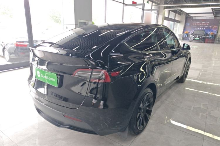 Used Tesla Model Y 2022 Long-Range All-Wheel-Drive Version Rear Right 45 Deg