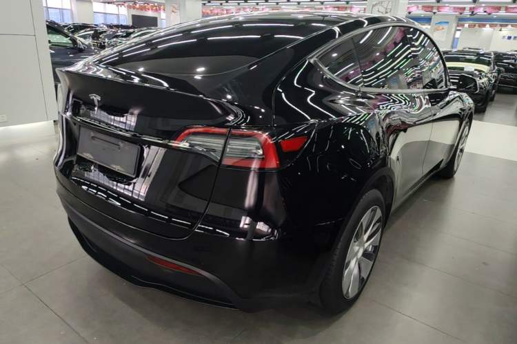 Used Tesla Model Y 2022 Revised Version Long-Range All-Wheel Drive Rear Right 45 Deg