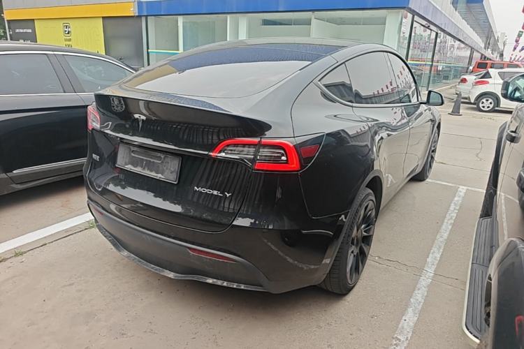 Used Tesla Model Y 2022 Long-Range All-Wheel-Drive Version Rear Right 45 Deg
