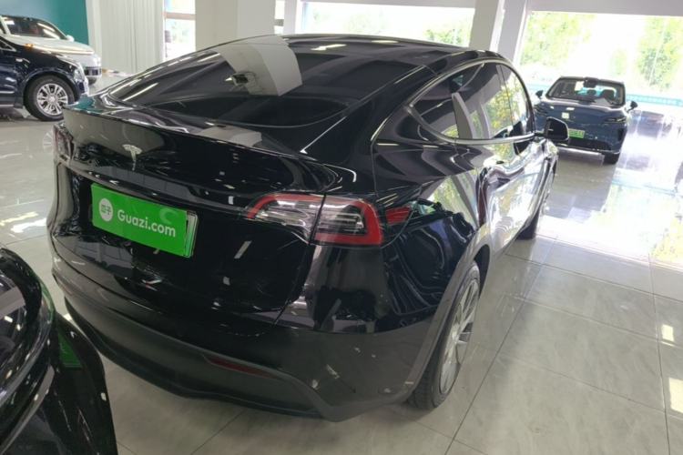Used Tesla Model Y 2022 Rear-Wheel-Drive Version Rear Right 45 Deg