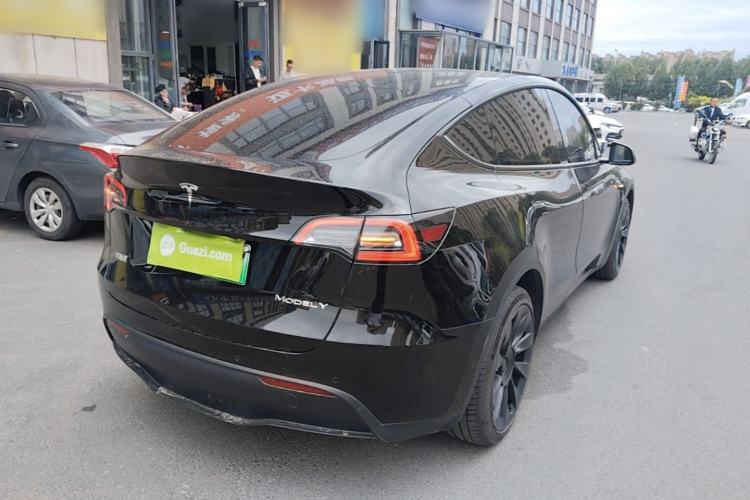 Used Tesla Model Y 2022 Long-Range All-Wheel-Drive Version Rear Right 45 Deg