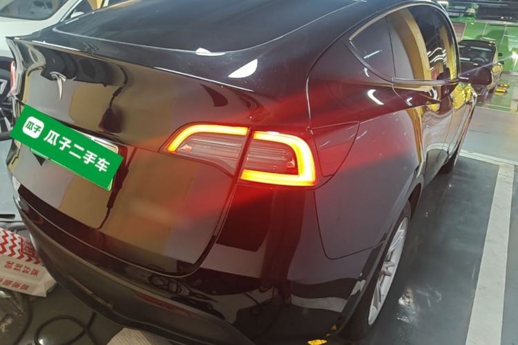 Used Tesla Model Y 2022 Rear-Wheel-Drive Version Rear Right 45 Deg