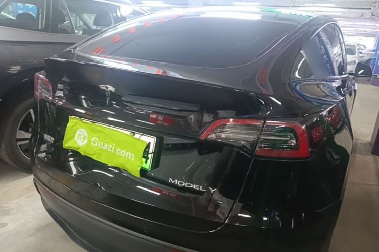 Used Tesla Model Y 2022 Rear-Wheel-Drive Version Rear Right 45 Deg