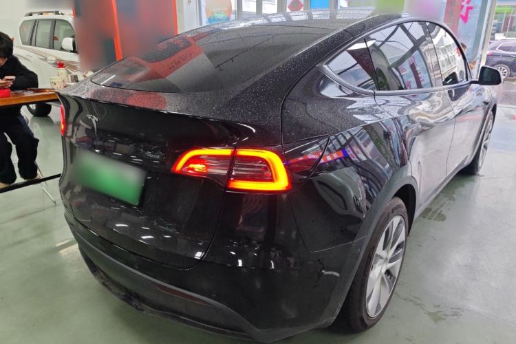 Used Tesla Model Y 2022 Rear-Wheel-Drive Version Rear Right 45 Deg