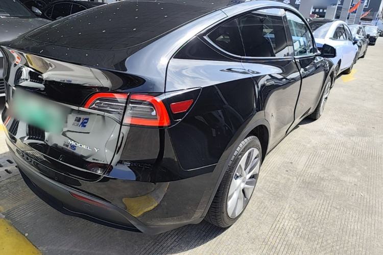 Used Tesla Model Y 2022 Long-Range All-Wheel-Drive Version Rear Right 45 Deg