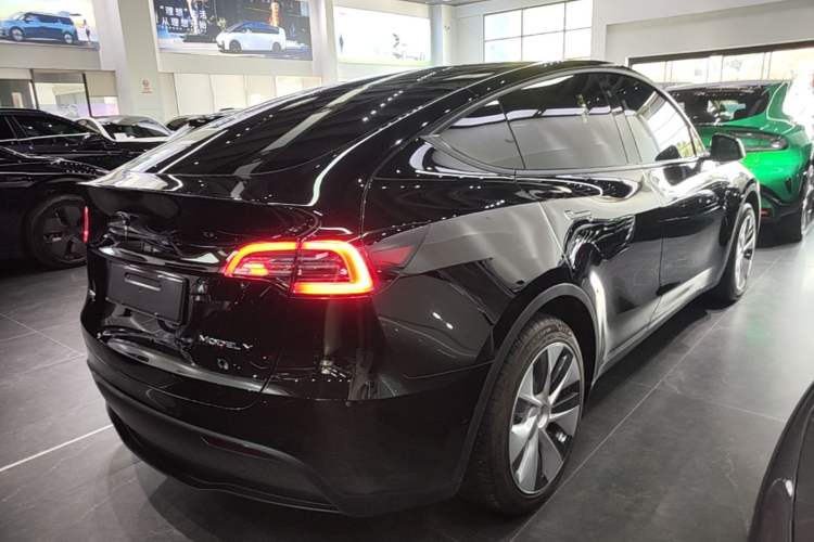 Used Tesla Model Y 2022 Revised Version Rear-Wheel Drive Rear Right 45 Deg