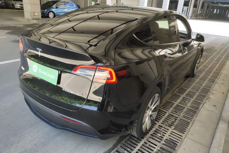 Used Tesla Model Y 2022 Revised Version Rear-Wheel Drive Rear Right 45 Deg