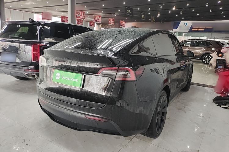 Used Tesla Model Y 2022 Rear-Wheel-Drive Version Rear Right 45 Deg