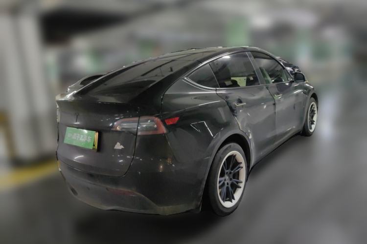 Used Tesla Model Y 2022 Long-Range All-Wheel-Drive Version Rear Right 45 Deg