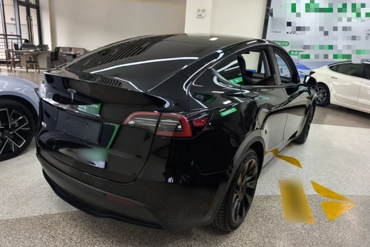 Used Tesla Model Y 2022 Rear-Wheel-Drive Version Rear Right 45 Deg