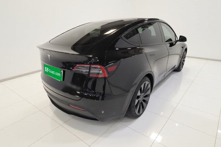 Used Tesla Model Y 2022 Performance High-Performance All-Wheel-Drive Version Rear Right 45 Deg