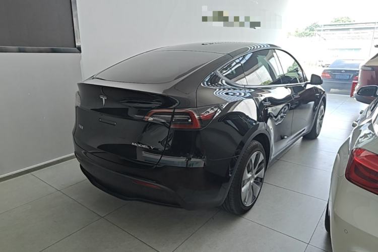 Used Tesla Model Y 2022 Long-Range All-Wheel-Drive Version Rear Right 45 Deg
