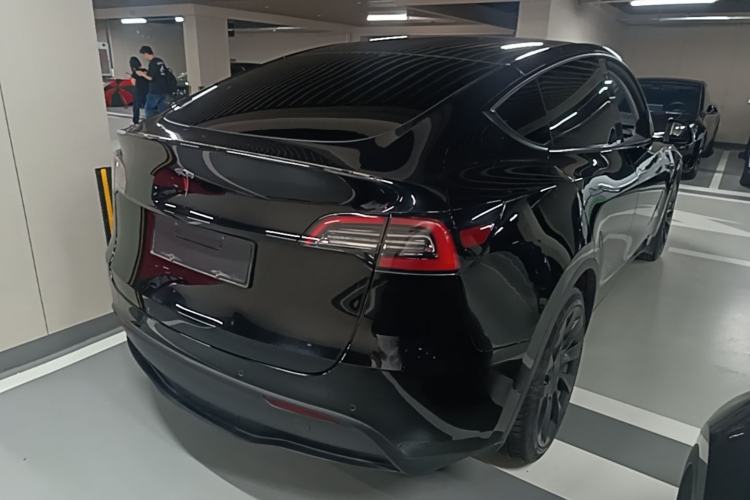 Used Tesla Model Y 2022 Rear-Wheel-Drive Version Rear Right 45 Deg