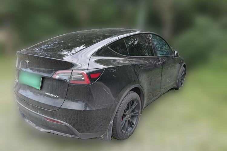 Used Tesla Model Y 2022 Rear-Wheel-Drive Version Rear Right 45 Deg
